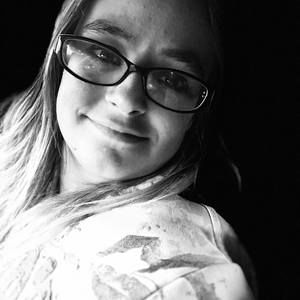 Meet your Posher, Becca